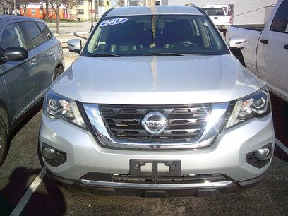 Used 2019 Nissan Pathfinder SL