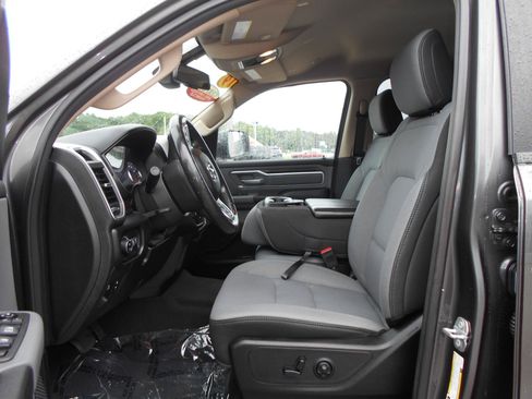 Certified 2019 RAM 1500 Big Horn AWD/4WD image 6