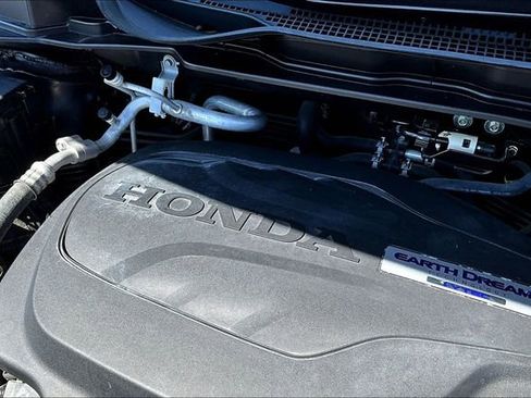 Used 2018 Honda Odyssey Elite image 35