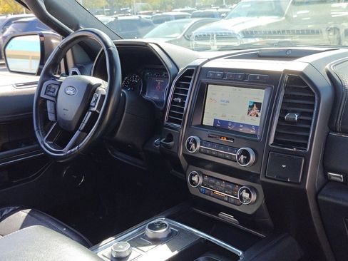 Used 2021 Ford Expedition Limited image 31