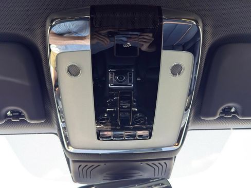 Used 2022 Rolls-Royce Ghost AWD/4WD image 35