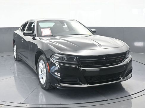 Used 2023 Dodge Charger SXT image 9