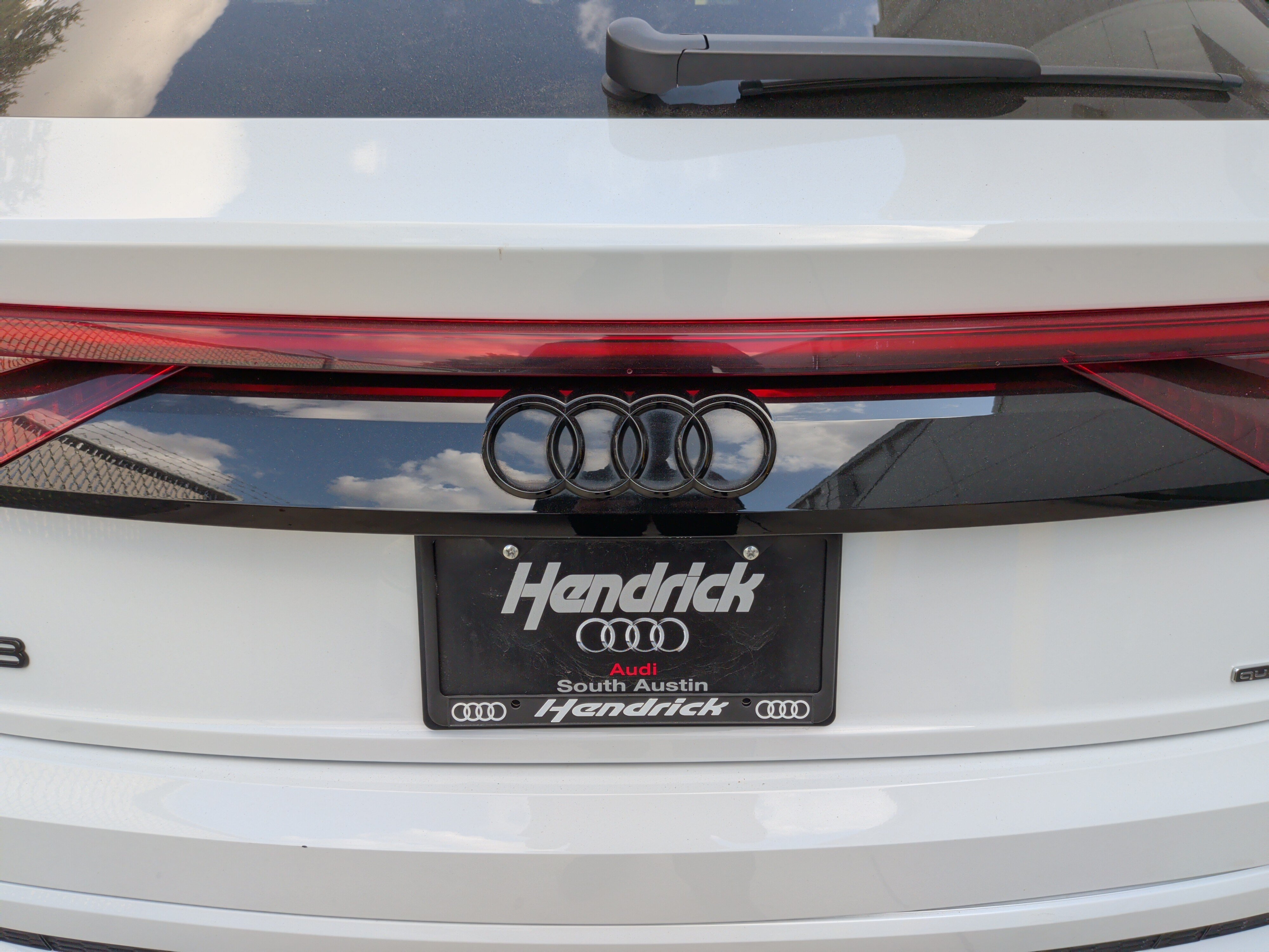 Used 2023 Audi Q8 Prestige AWD/4WD image 40