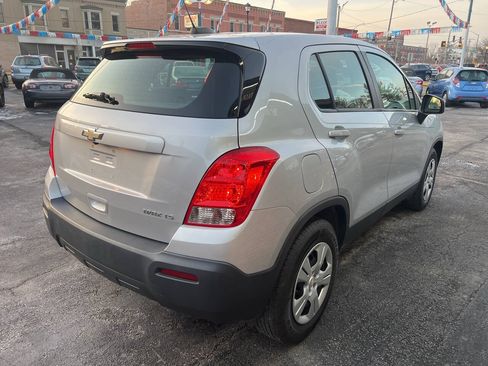 Used 2016 Chevrolet Trax LS FWD image 4