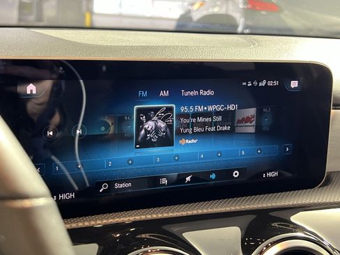 Used 2019 Mercedes-Benz A 220 4MATIC image 18