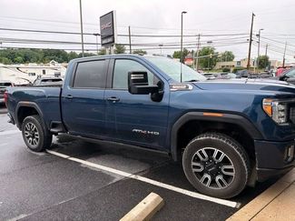 Used 2022 GMC Sierra 2500 AT4 w/ AT4 Premium Plus Package AWD/4WD video 2