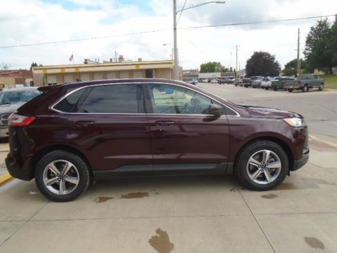 Used 2021 Ford Edge SEL w/ Convenience Package FWD image 12