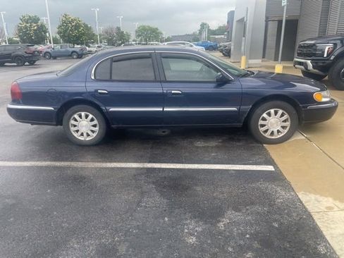 Used 2002 Lincoln Continental FWD image 24