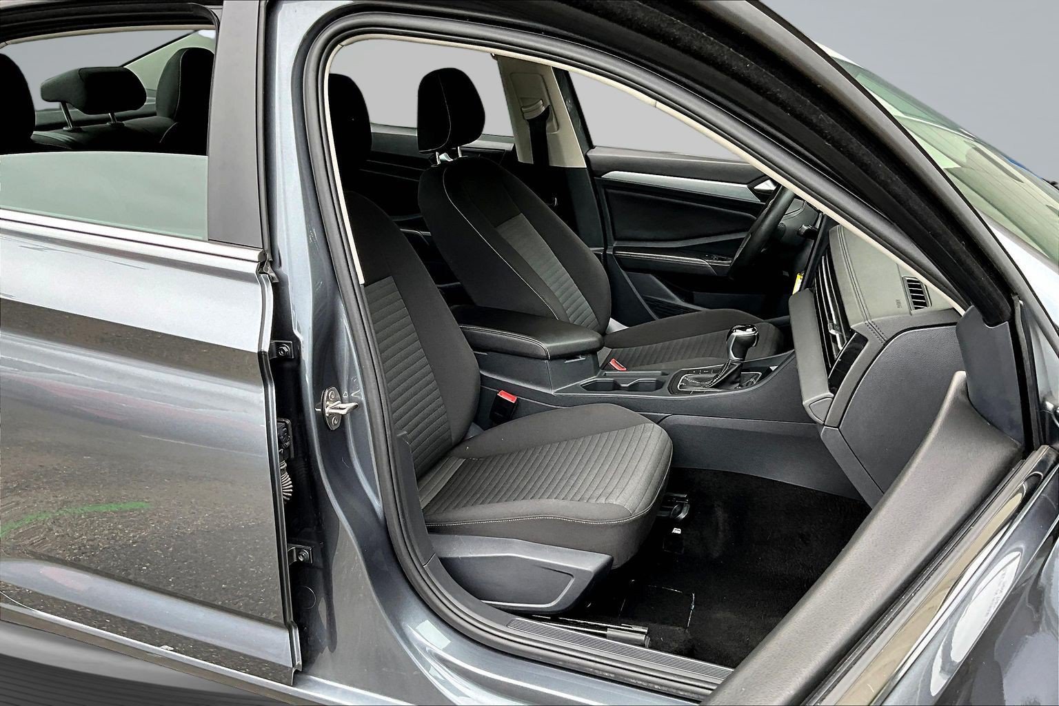 Used 2026 Volkswagen Jetta S FWD image 23
