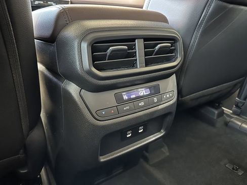 New 2026 Honda Pilot Touring image 27