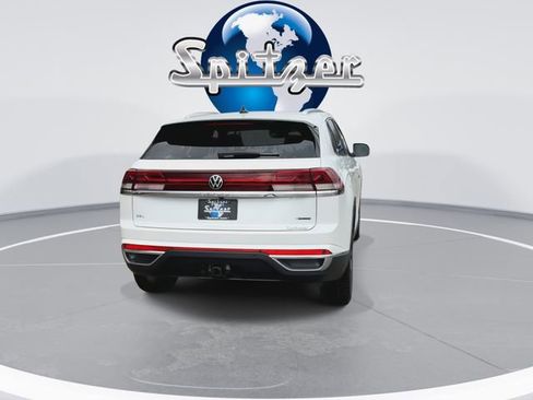 New 2026 Volkswagen Atlas Cross Sport SEL image 3
