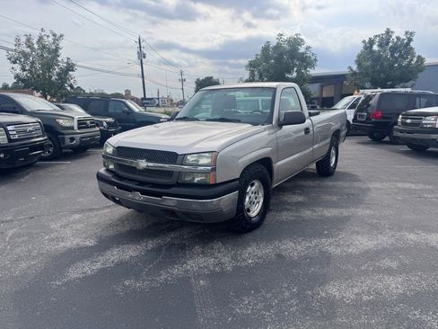 Used 2004 Chevrolet Silverado 1500 W/T image 1