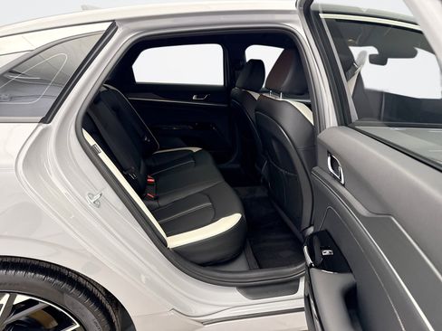 Used 2025 Kia K5 GT-Line image 17