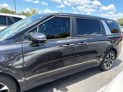 Certified 2024 Kia Carnival EX