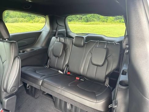 New 2026 Chrysler Pacifica Select AWD/4WD image 44