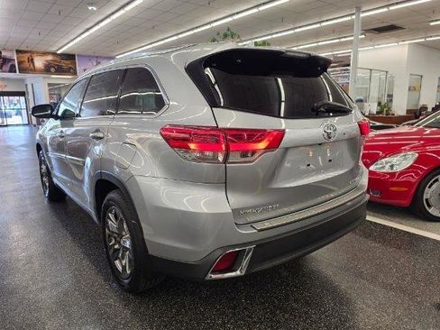 Used 2018 Toyota Highlander Limited Platinum w/ Protection Package #3 AWD/4WD image 6