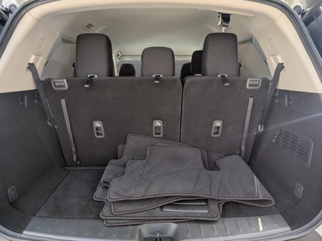 Certified 2025 Nissan Pathfinder S FWD image 31