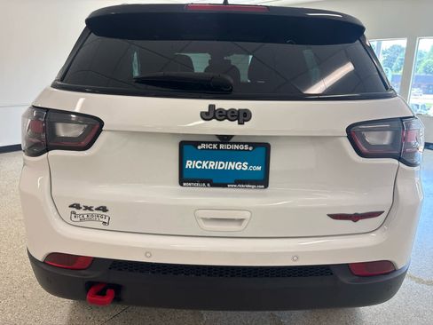 Used 2023 Jeep Compass Trailhawk w/ Trailhawk Elite Group AWD/4WD image 6