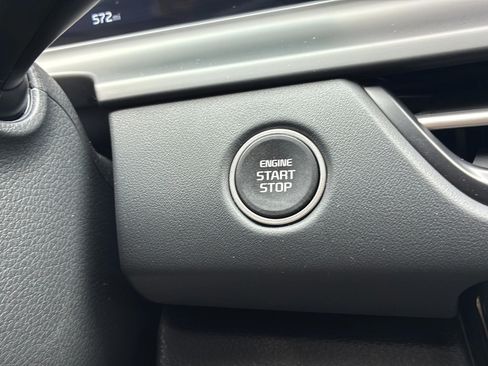 Used 2026 Kia Seltos EX FWD image 40