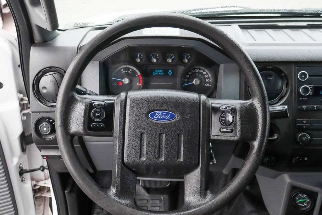 Used 2016 Ford F650 2WD Crew Cab Super Duty image 26