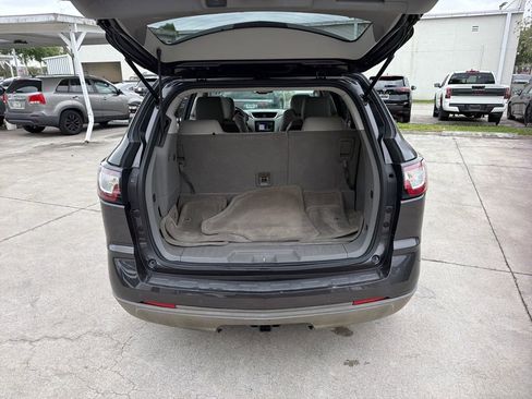 Used 2015 Chevrolet Traverse LT image 32
