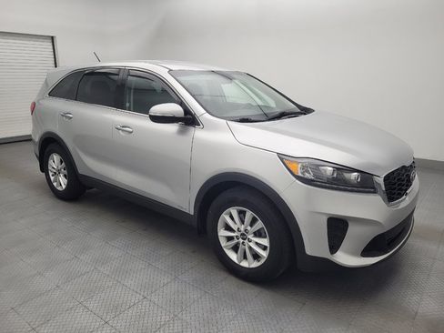 Used 2019 Kia Sorento AWD V6 image 11