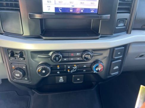 Used 2025 Ford F250 XLT AWD/4WD image 18