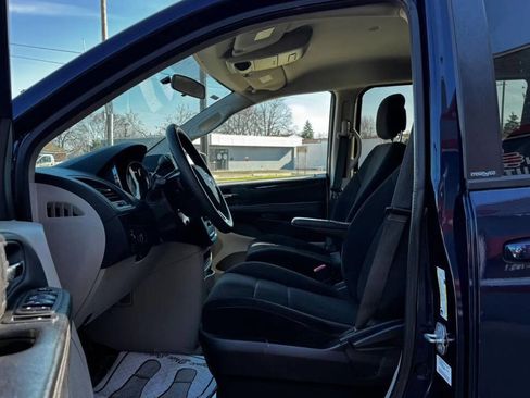 Used 2013 Dodge Grand Caravan SE image 10