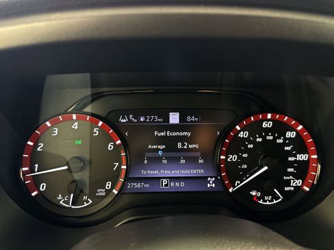 Used 2022 Nissan Titan PRO-4X w/ Off Road Protection Package AWD/4WD image 17