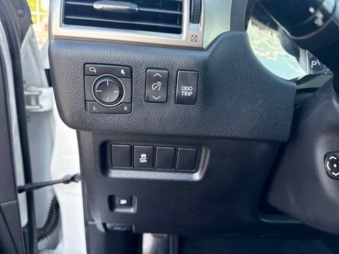 Used 2019 Lexus GX 460 Premium AWD/4WD image 23