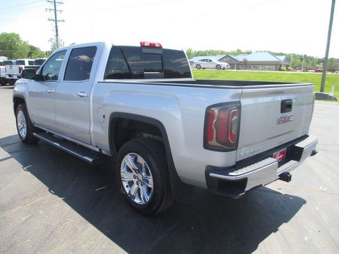 Used 2018 GMC Sierra 1500 SLT AWD/4WD image 10