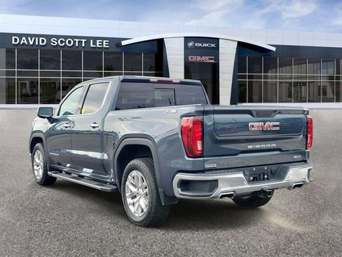 Used 2021 GMC Sierra 1500 SLT w/ SLT Premium Plus Package AWD/4WD image 3
