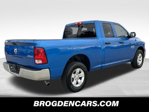 Used 2024 RAM 1500 Classic SLT image 3