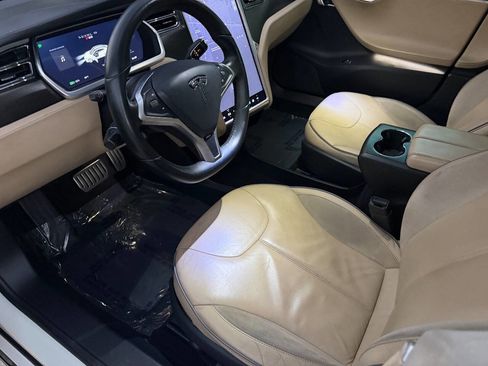 Used 2013 Tesla Model S Performance image 15