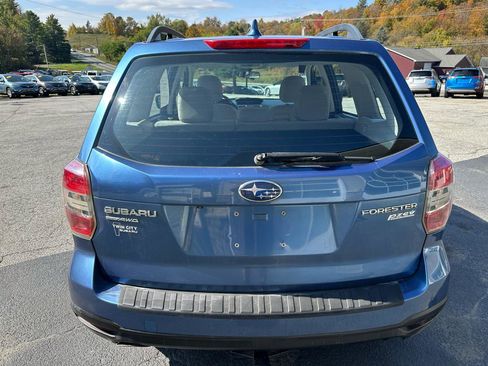 Used 2016 Subaru Forester 2.5i w/ Alloy Wheel Package image 6