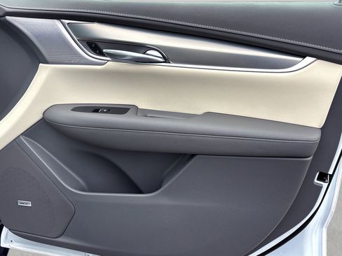 New 2026 Cadillac XT5 Premium Luxury AWD/4WD image 13