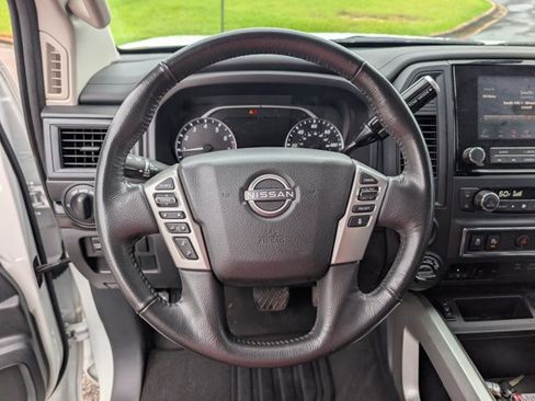 Used 2024 Nissan Titan SV w/ SV Convenience Package AWD/4WD image 46