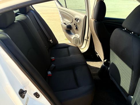 Used 2019 Nissan Versa S Plus image 21