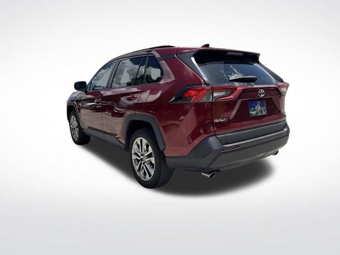 Used 2023 Toyota RAV4 XLE Premium FWD image 6