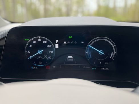 Used 2023 Kia Niro Wave FWD image 11