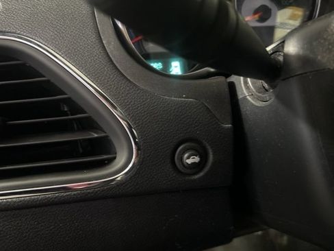 Used 2013 Chrysler 200 Touring w/ Cold Weather Group FWD image 29