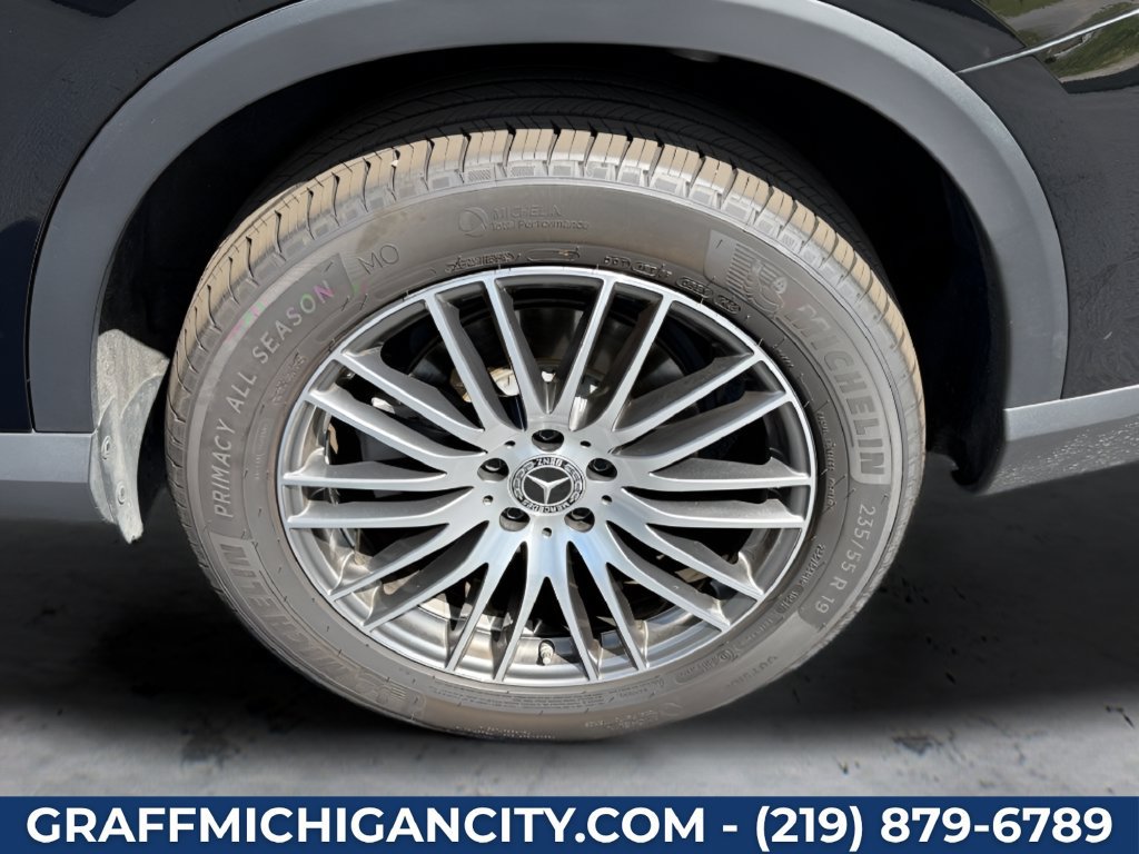 Used 2024 Mercedes-Benz GLC 300 4MATIC image 41