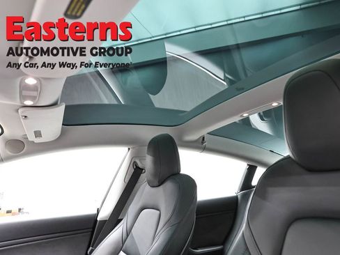 Used 2019 Tesla Model 3 Standard Range image 31