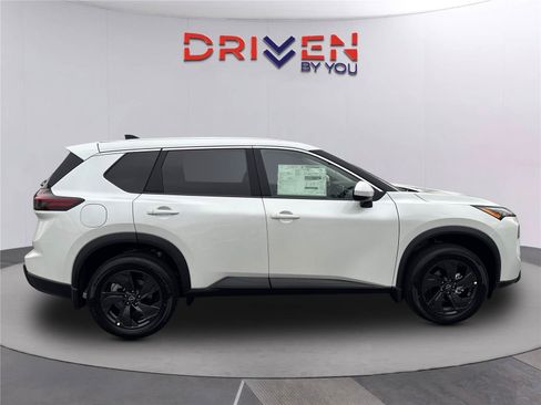 New 2026 Nissan Rogue SV w/ Cold Weather Package FWD image 3
