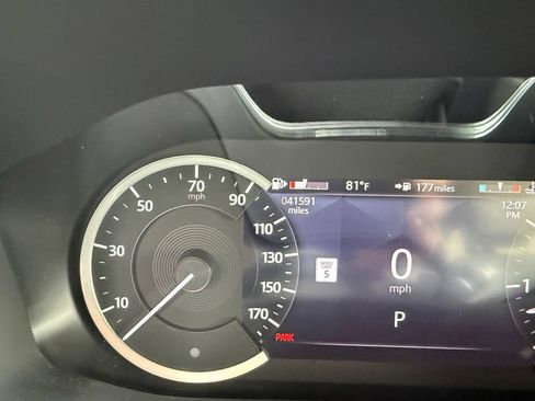 Used 2022 Jaguar F-PACE S AWD/4WD image 36