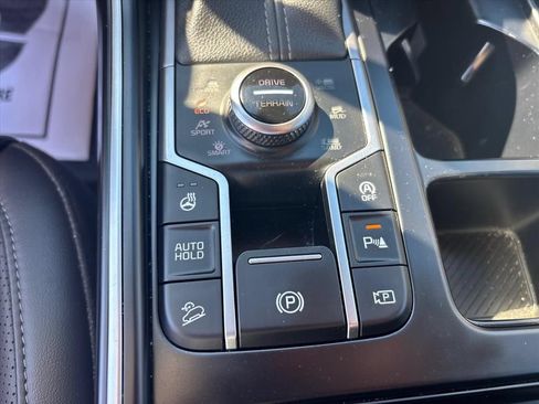 Used 2025 Kia Sorento EX AWD/4WD image 39