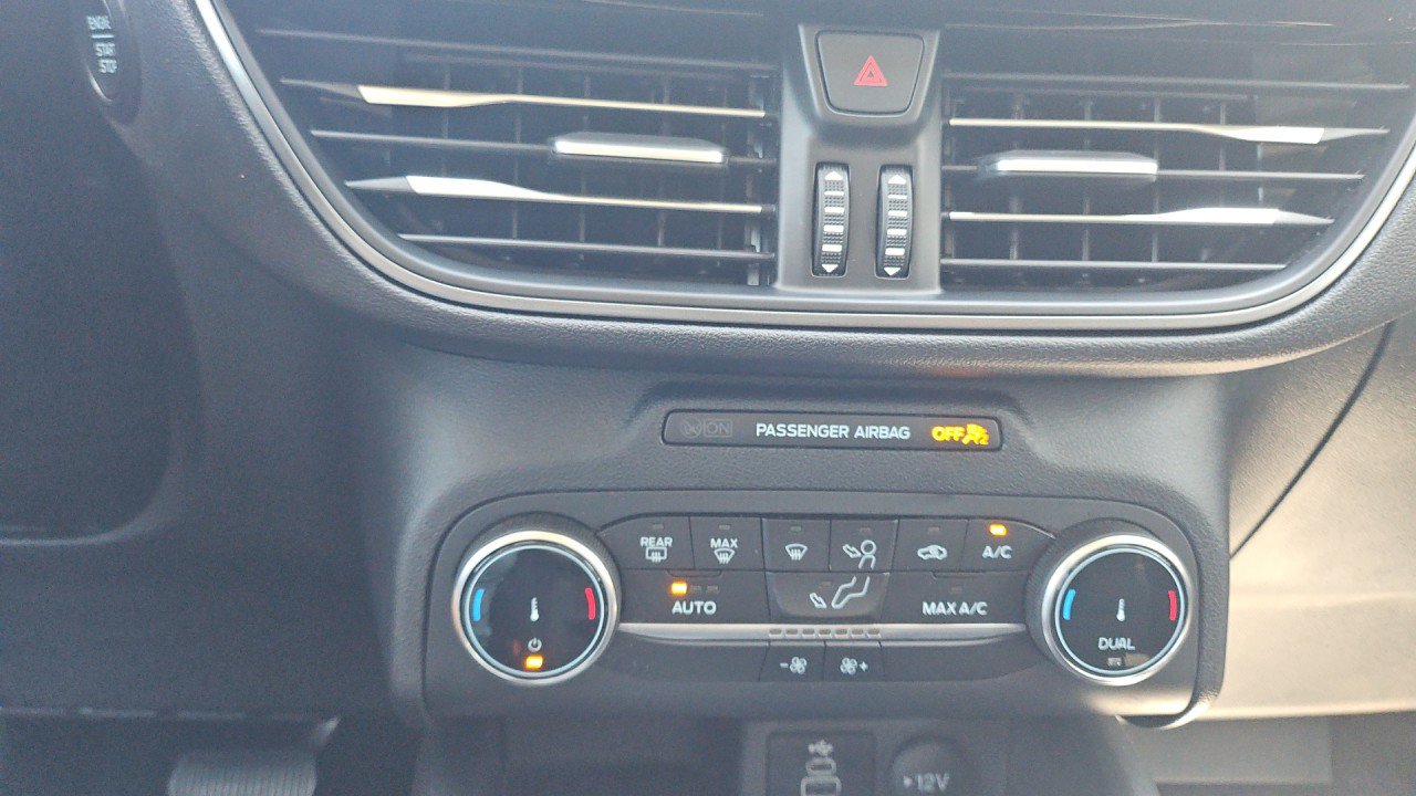 Used 2025 Ford Escape Active FWD image 16