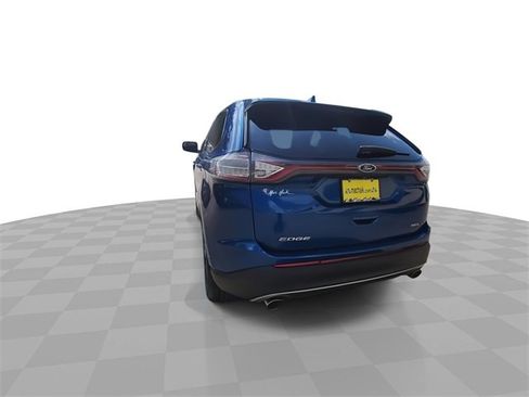 Used 2018 Ford Edge SEL image 7