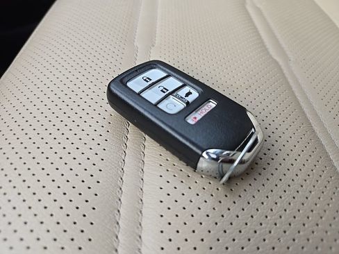 Used 2017 Honda CR-V EX-L image 13