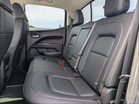 Used 2022 Chevrolet Colorado ZR2 AWD/4WD image 15